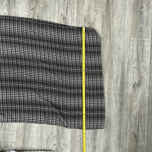 Calvin Klein Sheer Black/White Accessory Scarf - Picture 3 of 9